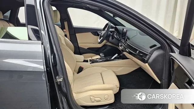 Audi A4 (B9) 2021 Серый из Кореи, фото 2