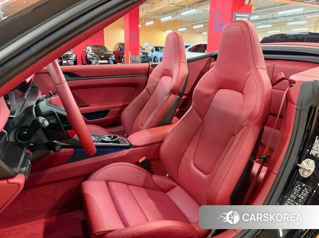 Porsche 911(992) id 4634872 из Кореи 2