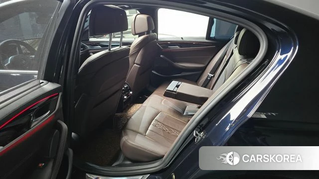 BMW 5 Series (G30) 2022 Синий из Кореи, фото 2