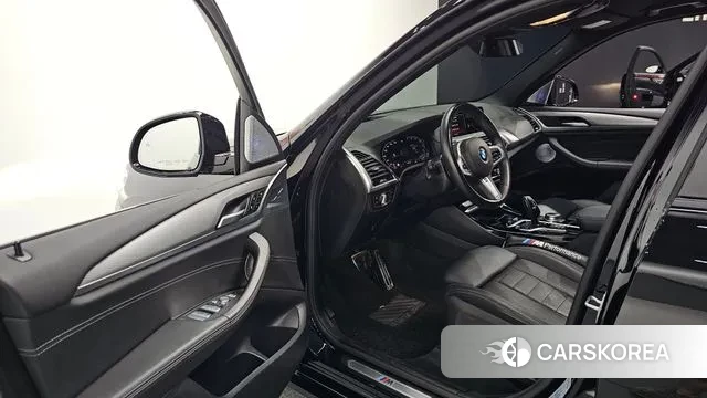 BMW X3 (G01) 2021 Черный из Кореи, фото 2