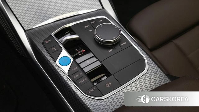 BMW i4 2023 Цвет галактики из Кореи, фото 2