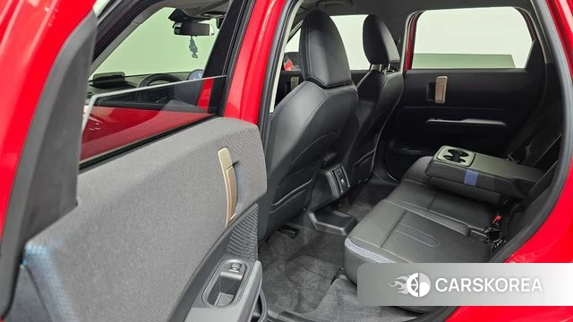 Mini Cooper S Countryman 3rd Generation 2024 Красный из Кореи, фото 2