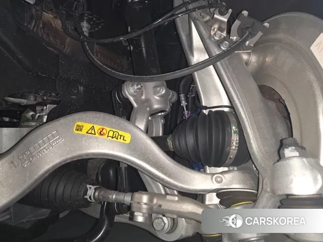 BMW 5 Series (G60) 2024 Серый из Кореи, фото 2