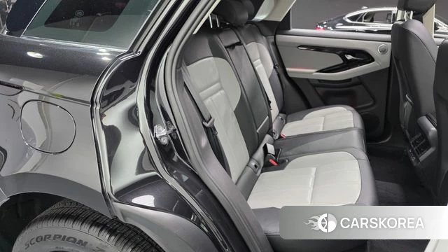 Land Rover Range Rover Evoque 2nd Generation 2025 Черный из Кореи, фото 2