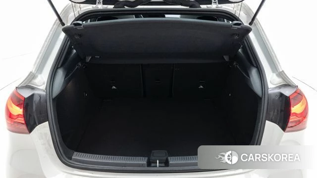 Mercedes-Benz A-Class W177 2025 Белый из Кореи, фото 2