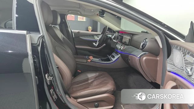 Mercedes-Benz CLS-Class C257 2021 Черный из Кореи, фото 2