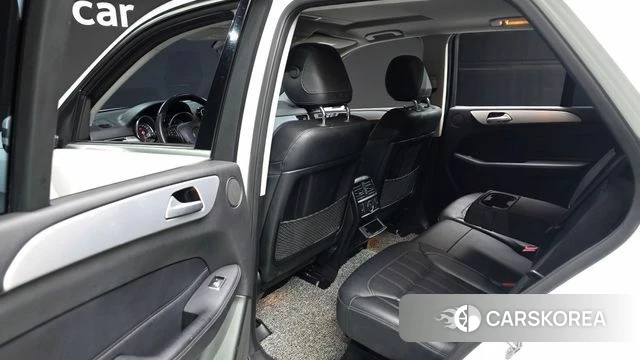 Mercedes-Benz GLE - Class W166 2018 Белый из Кореи, фото 2