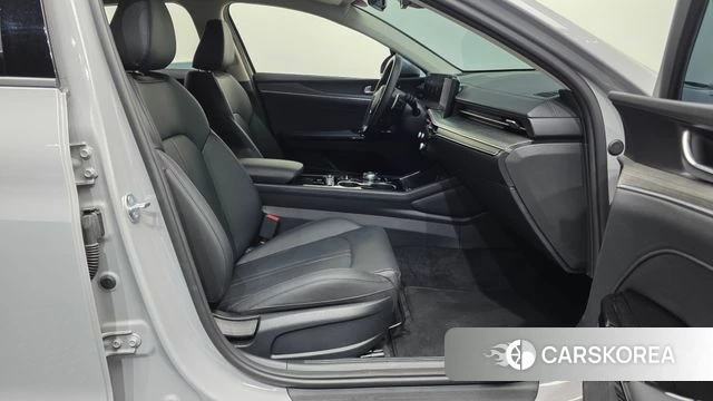 Kia The New K5 3rd generation 2025 Серебристо-серый из Кореи, фото 2