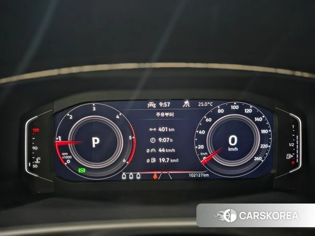 Volkswagen Tiguan second Generation 2022 Белый из Кореи, фото 2