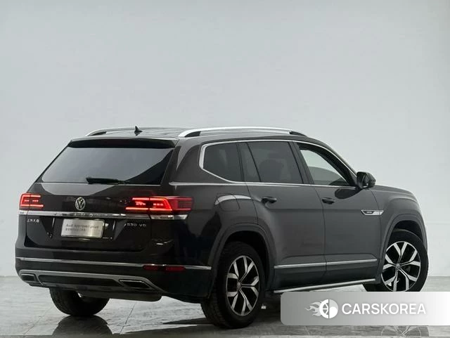 Volkswagen Tourang 2018 Темно-серый из Китая, фото 2