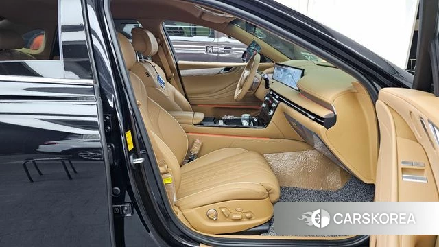 Genesis G80 (RG3) 2025 Черный из Кореи, фото 2