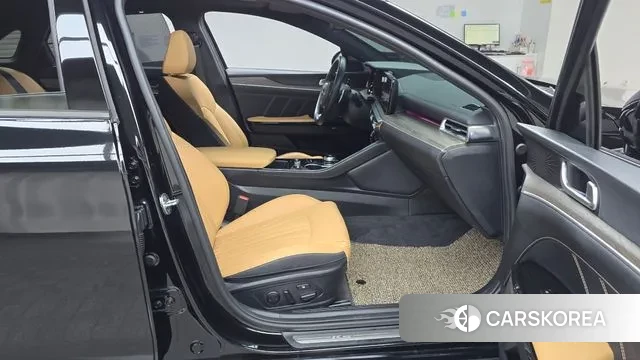 Kia K5 3rd generation 2021 Черный из Кореи, фото 2