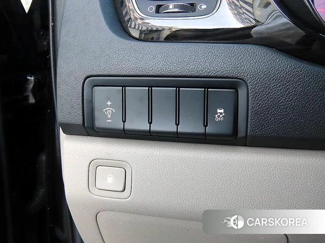 Kia The New Carnival 2019 Черный из Кореи, фото 2