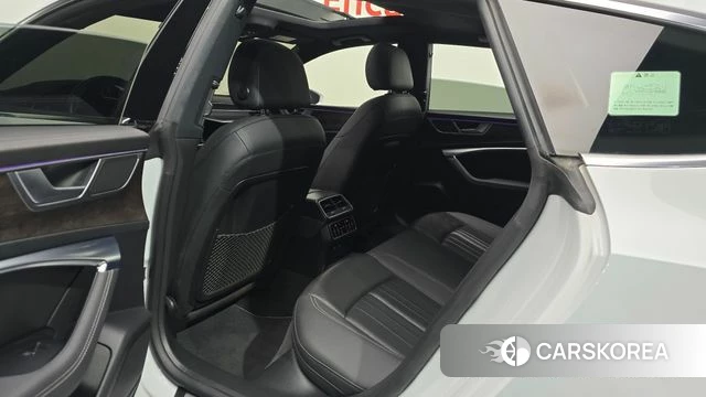 Audi A7 (4K) 2021 Белый из Кореи, фото 2