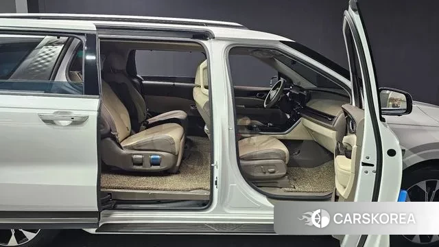 Kia Carnival 4th generation 2022 Белый из Кореи, фото 2