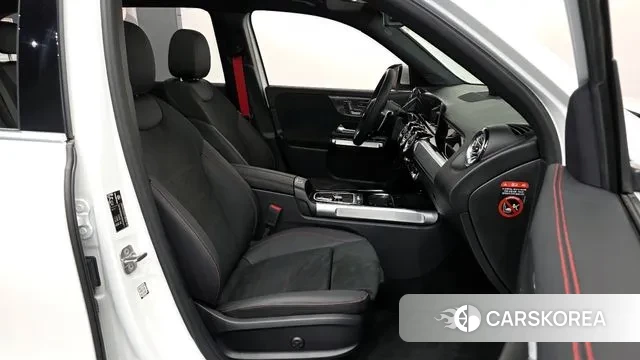 Mercedes-Benz GLB-Class X247 2025 Белый из Кореи, фото 2