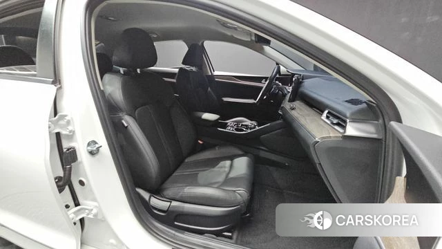 Kia K5 3rd generation 2021 Белый из Кореи, фото 2