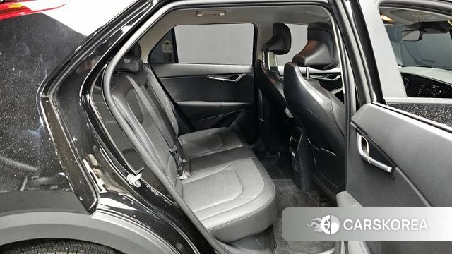 Kia Di Ol Nu Niro 2025 Черный из Кореи, фото 2