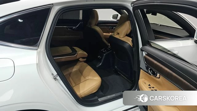 Volvo S90 2021 Белый из Кореи, фото 2