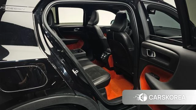 Volvo XC40 2020 Черный из Кореи, фото 2