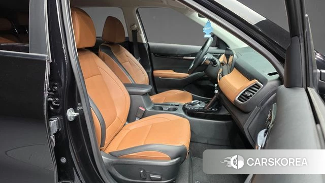 Kia The New Seltos 2022 Черный из Кореи, фото 2