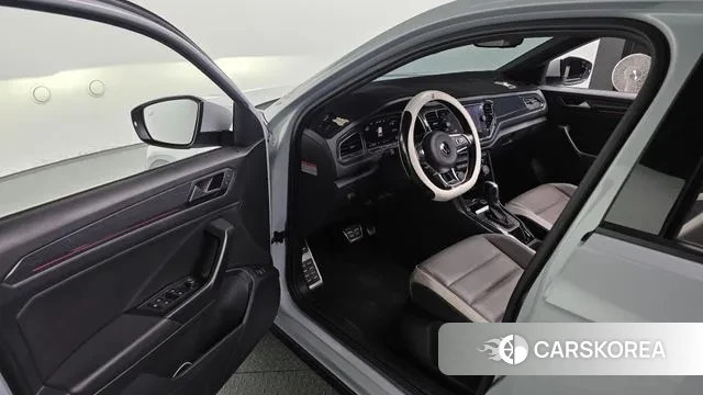 Volkswagen T-Roc 2021 Белый из Кореи, фото 2