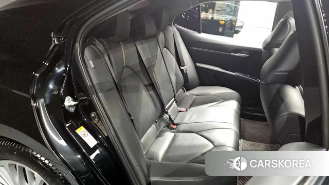 Toyota Camry (XV70) 2018 Синий из Кореи, фото 2