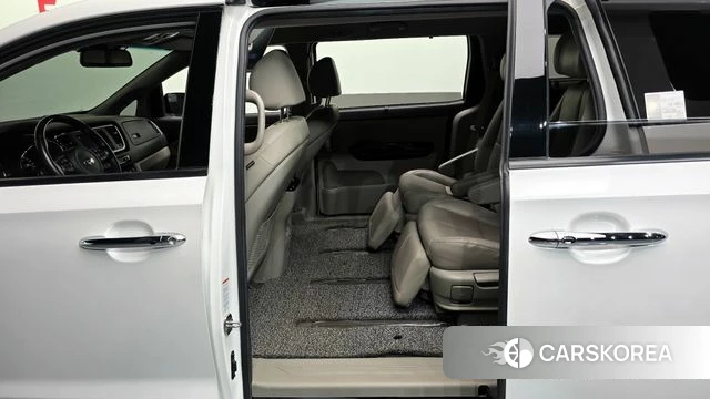 Kia All New Carnival 2018 Белый из Кореи, фото 2
