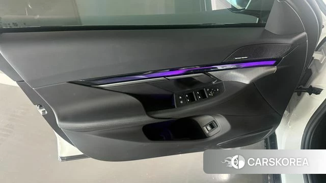 BMW i5 (G60) 2025 Белый из Кореи, фото 2