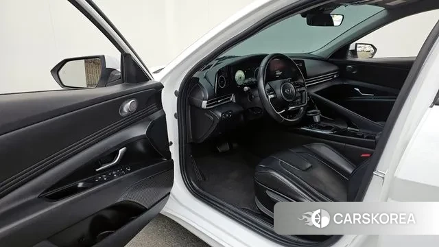 Hyundai Avante Hybrid (CN7) 2022 Белый из Кореи, фото 2