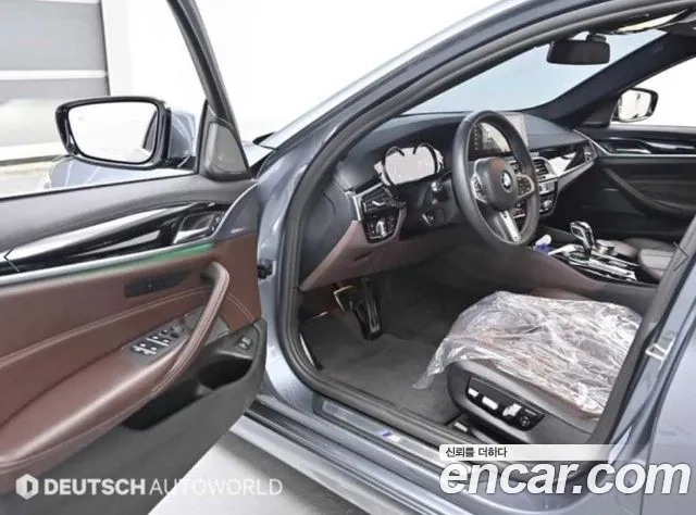 BMW 5 Series (G30) id 2891935 из Кореи 2