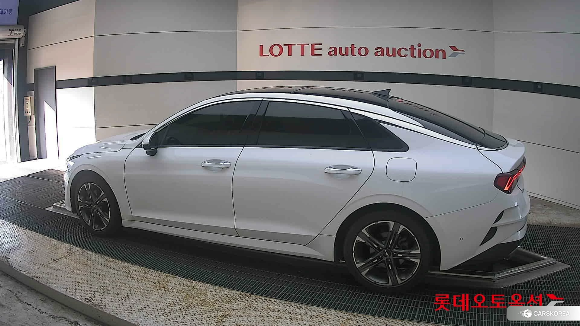 Kia K5 2022 Snow White Pearl (optional) из Кореи, фото 2