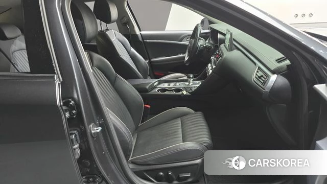 Genesis G70 2018 Серый из Кореи, фото 2