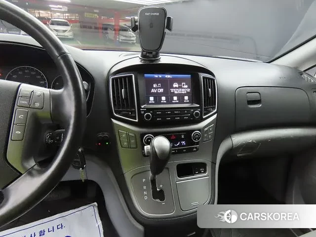 Hyundai The New Grand Starex 2020 Серебристо-серый из Кореи, фото 2