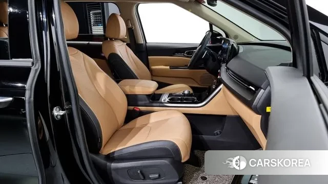 Kia Carnival 4th generation 2023 Черный из Кореи, фото 2