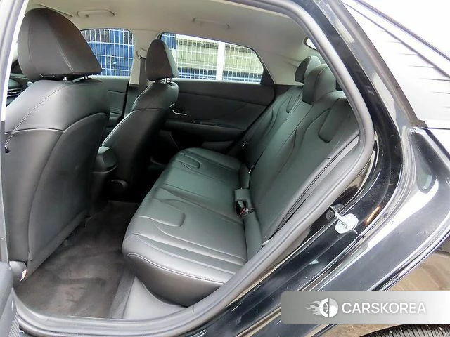 Hyundai Avante (CN7) 2021 Черный из Кореи, фото 2