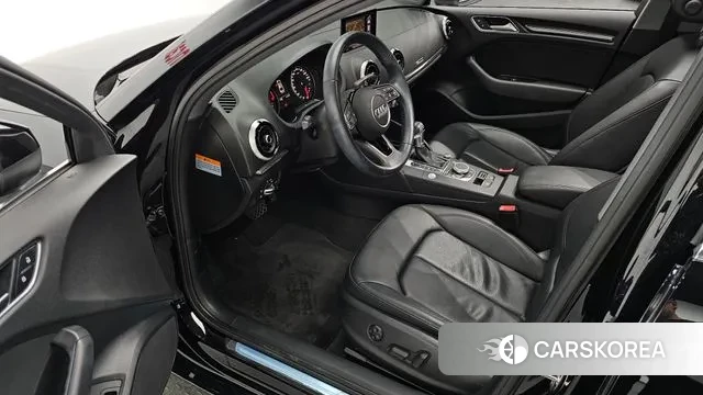 Audi New A3 2018 Черный из Кореи, фото 2