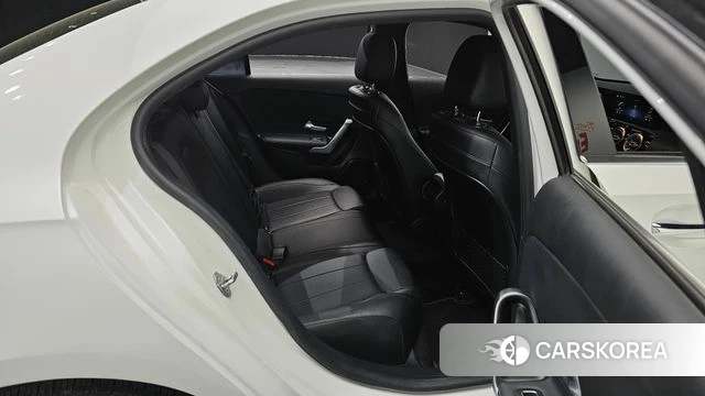 Mercedes-Benz A-Class W177 2020 Белый из Кореи, фото 2