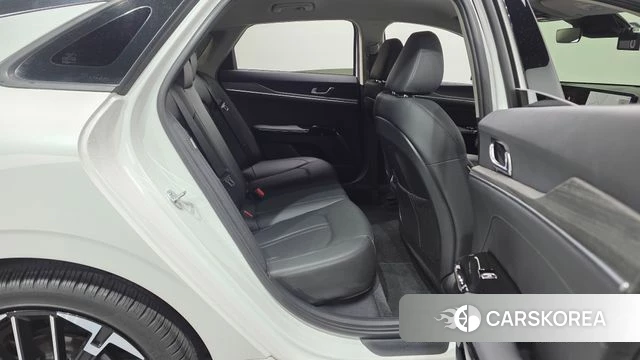 Kia The New K5 3rd generation 2024 Белый из Кореи, фото 2