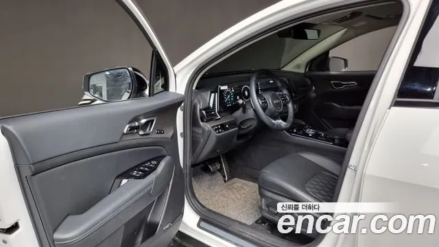 Kia Sportage 5th Generation Hybrid 2023 Белый из Кореи, фото 2