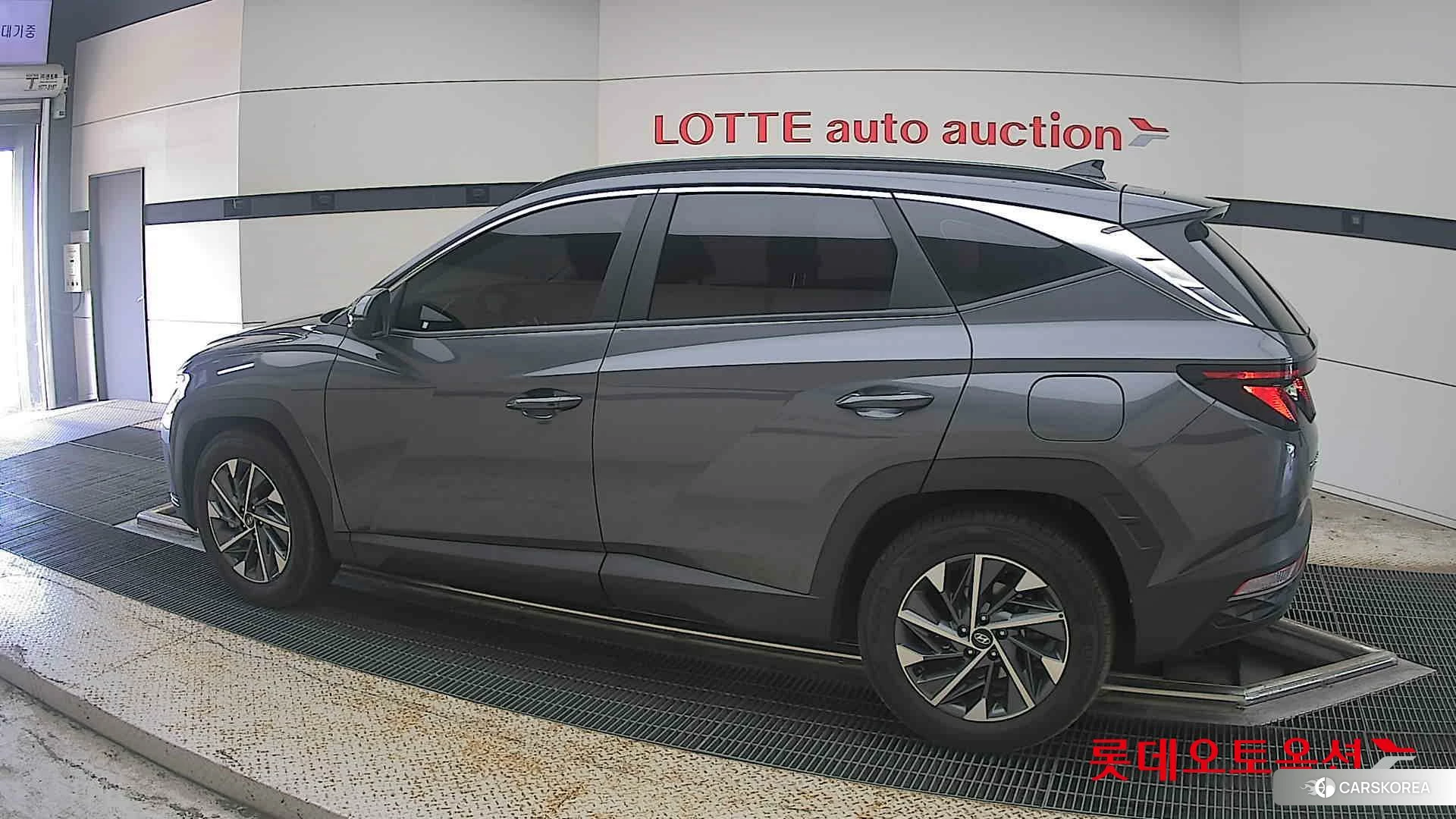 Hyundai Tucson 2021 Titan Grey из Кореи, фото 2