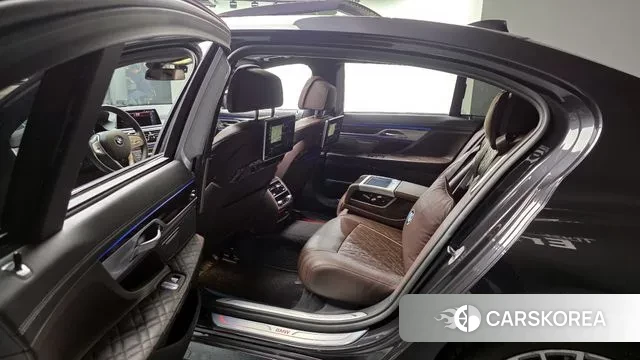 BMW 7 Series (G11) 2022 Серый из Кореи, фото 2