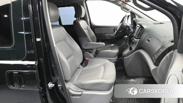 Hyundai The New Grand Starex 2019 Черный из Кореи, фото 2