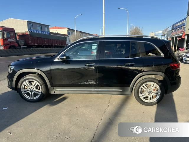 Mercedes-Benz GLB 2021 Черный из Китая, фото 2