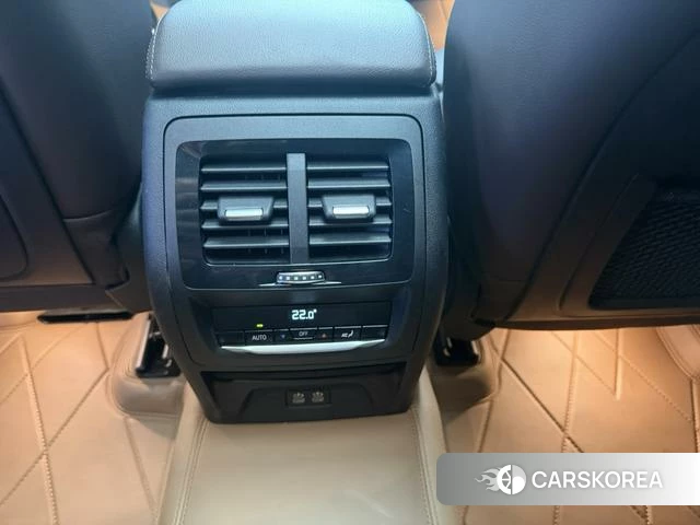 BMW X4 2021 Белый из Китая, фото 2