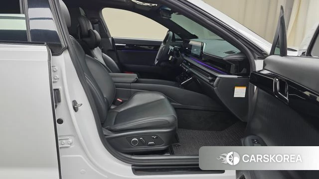 Hyundai Grandeur Hybrid (GN7) 2023 Белый из Кореи, фото 2