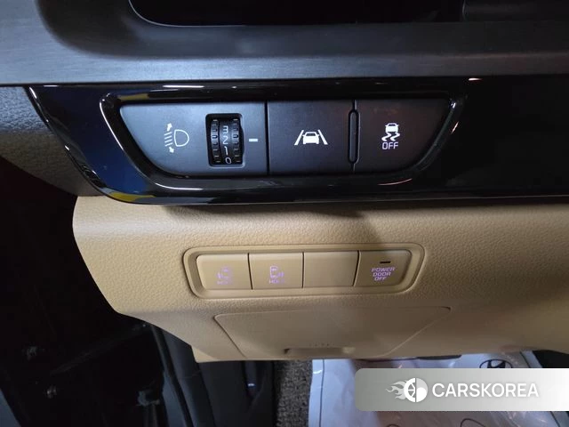 Kia Carnival 4th generation 2022 Черный из Кореи, фото 2
