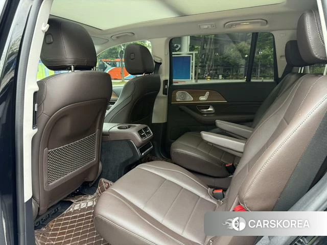 Mercedes-Benz GLS 2024 Черный из Китая, фото 2