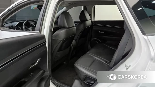 Hyundai Tucson (NX4) 2022 Белый из Кореи, фото 2