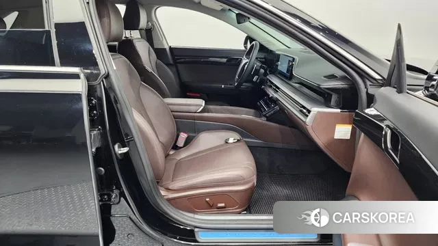 Hyundai Grandeur Hybrid (GN7) 2023 Черный из Кореи, фото 2